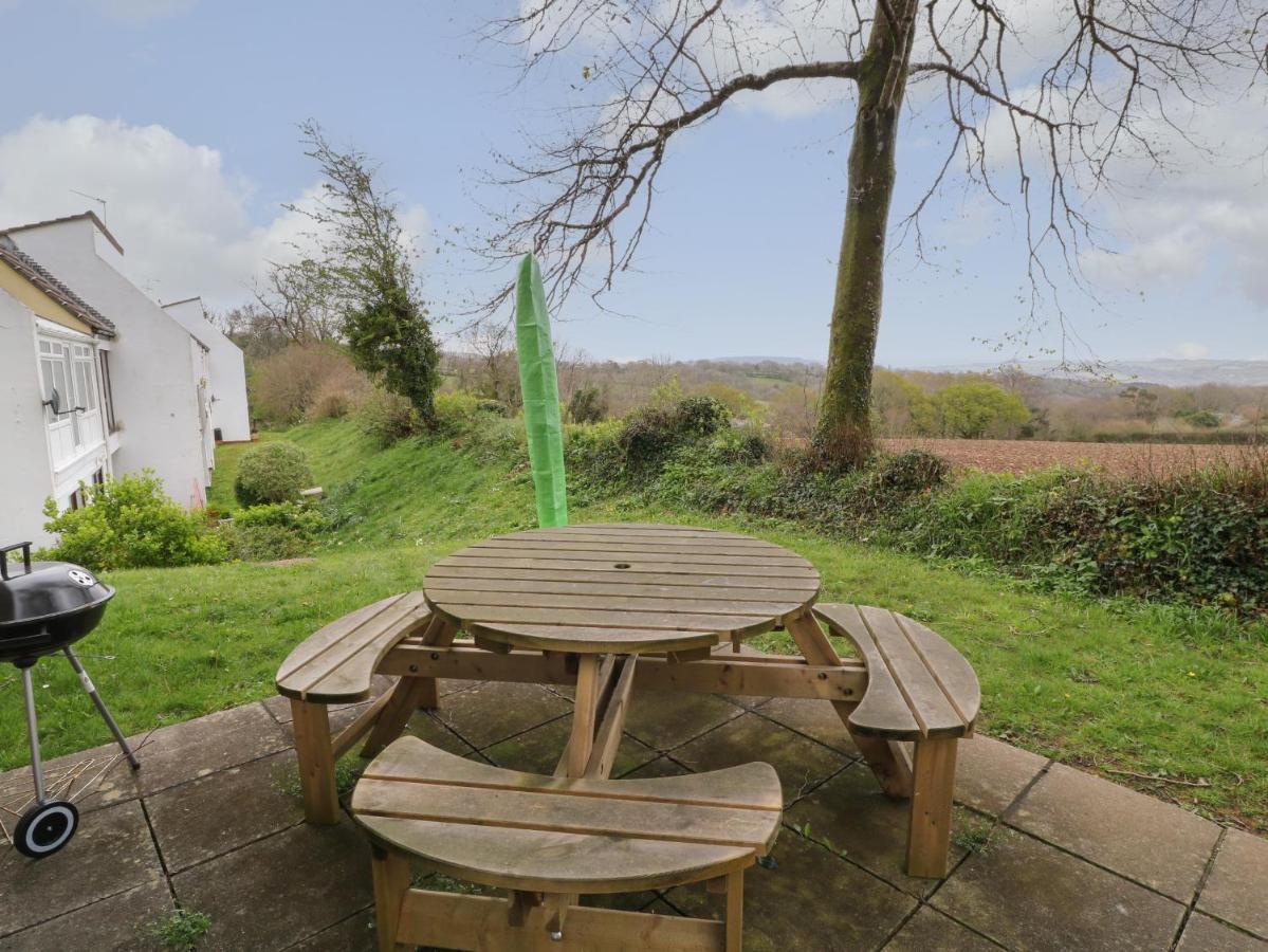 Hembry Meadows Vila Callington Exterior foto